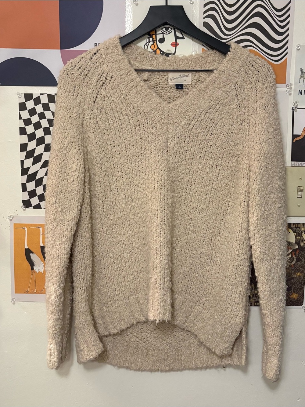 Universal Thread Cream Textured V-Neck Sweater Size Small Cozy Fall